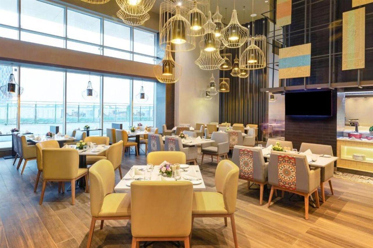 Grand Mercure Ahmedabad Gift City - An Accor Hotels Brand Gandhinagar Exteriör bild
