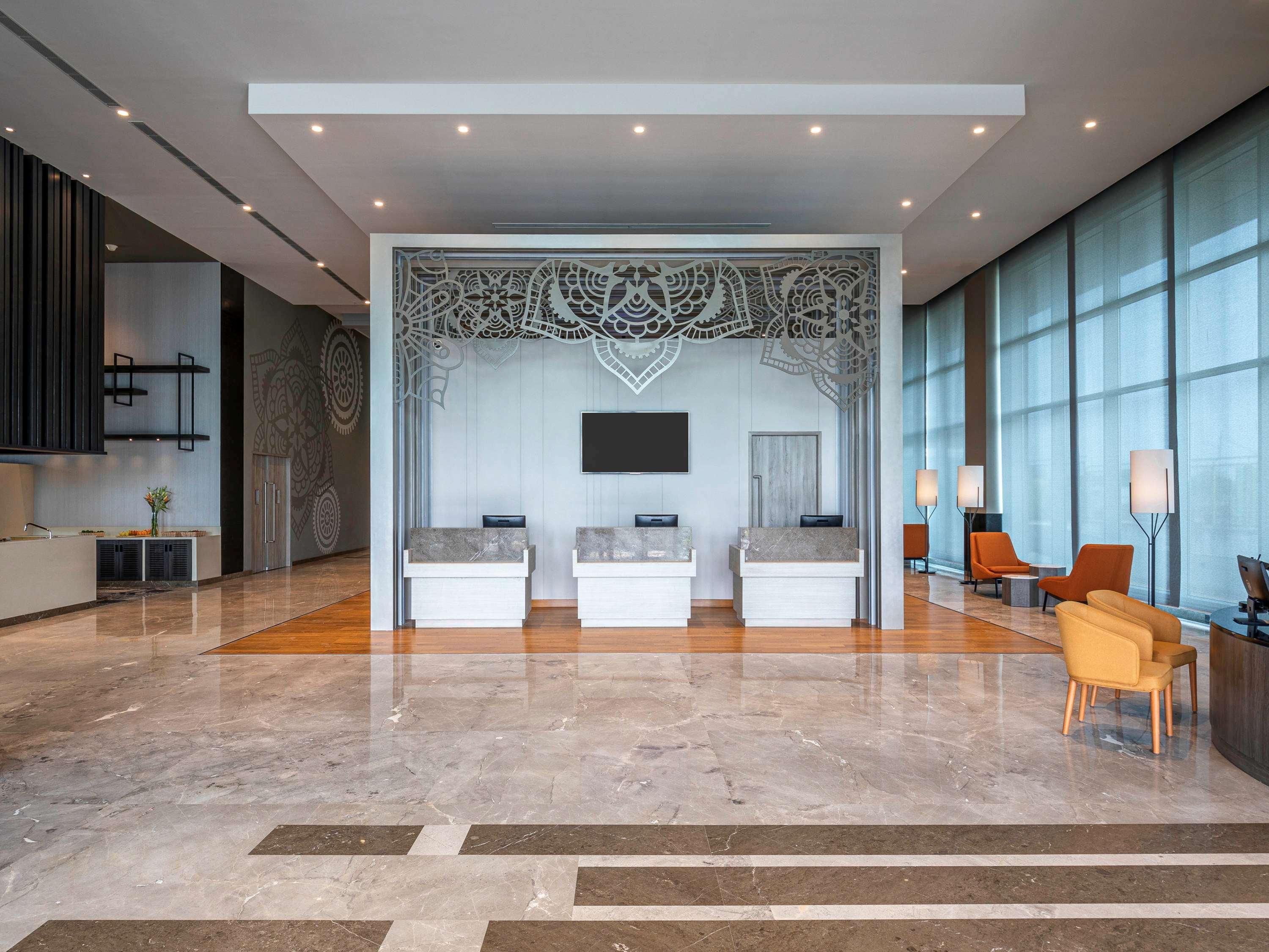 Grand Mercure Ahmedabad Gift City - An Accor Hotels Brand Gandhinagar Exteriör bild