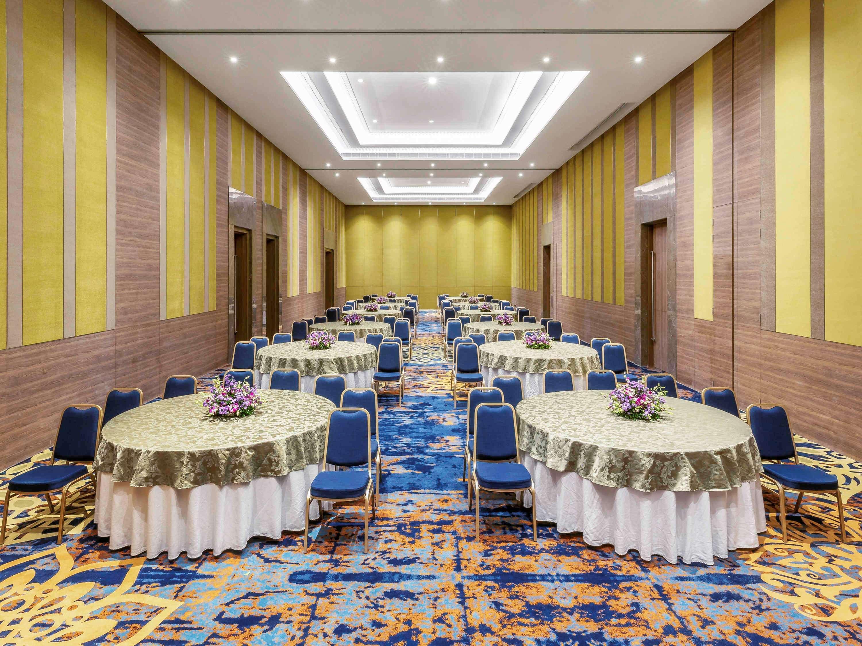 Grand Mercure Ahmedabad Gift City - An Accor Hotels Brand Gandhinagar Exteriör bild