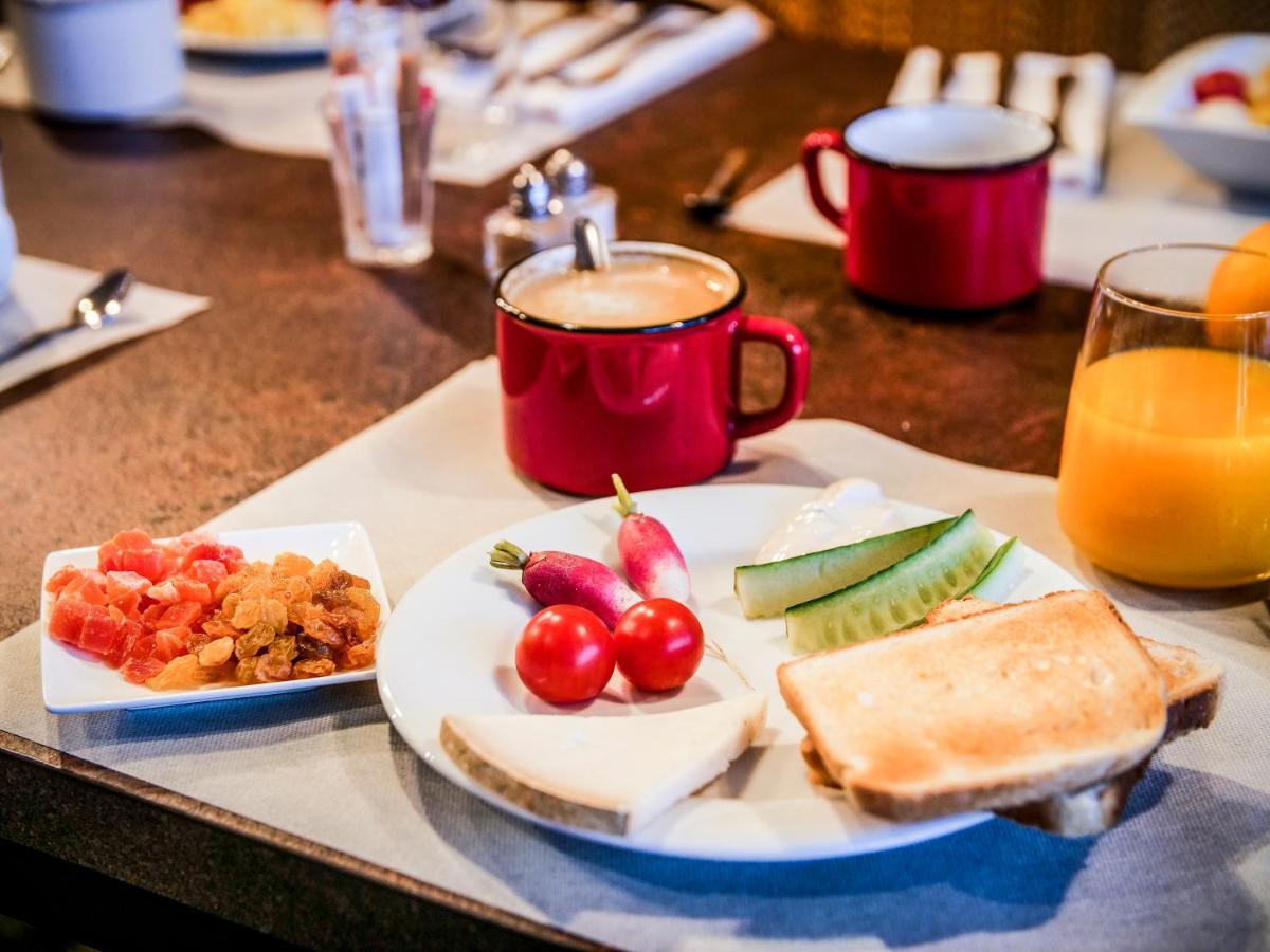 Grand Mercure Ahmedabad Gift City - An Accor Hotels Brand Gandhinagar Exteriör bild