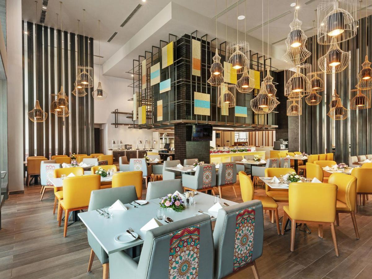 Grand Mercure Ahmedabad Gift City - An Accor Hotels Brand Gandhinagar Exteriör bild